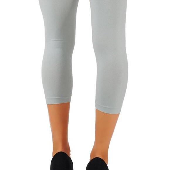 5StarsLine Soft, Capri Length Leggings - Picture 5 of 7